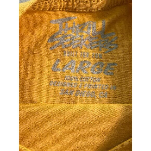 Thrill Seekers Yellow T-Shirt SZ L - Picture 6 of 6